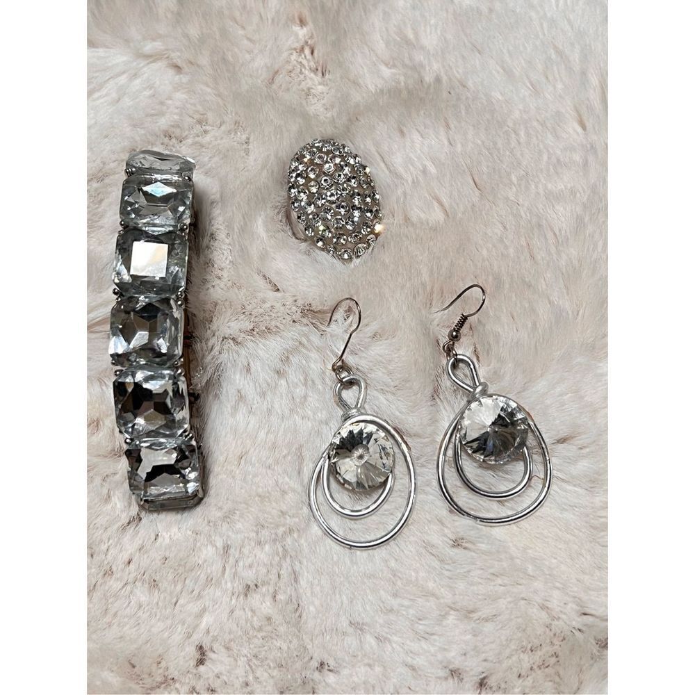 Rhinestone Jewelry Set with Stretchy Bracelet, Earrings and Ring